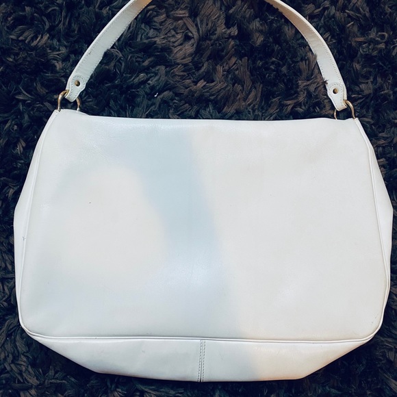 Kate Spade ♠️ - Picture 3 of 5